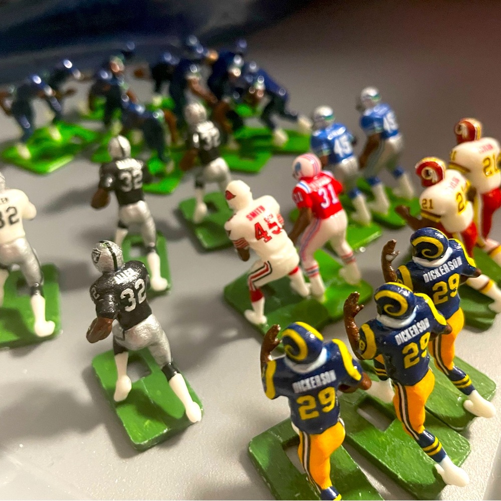 Electric football figures: Legends